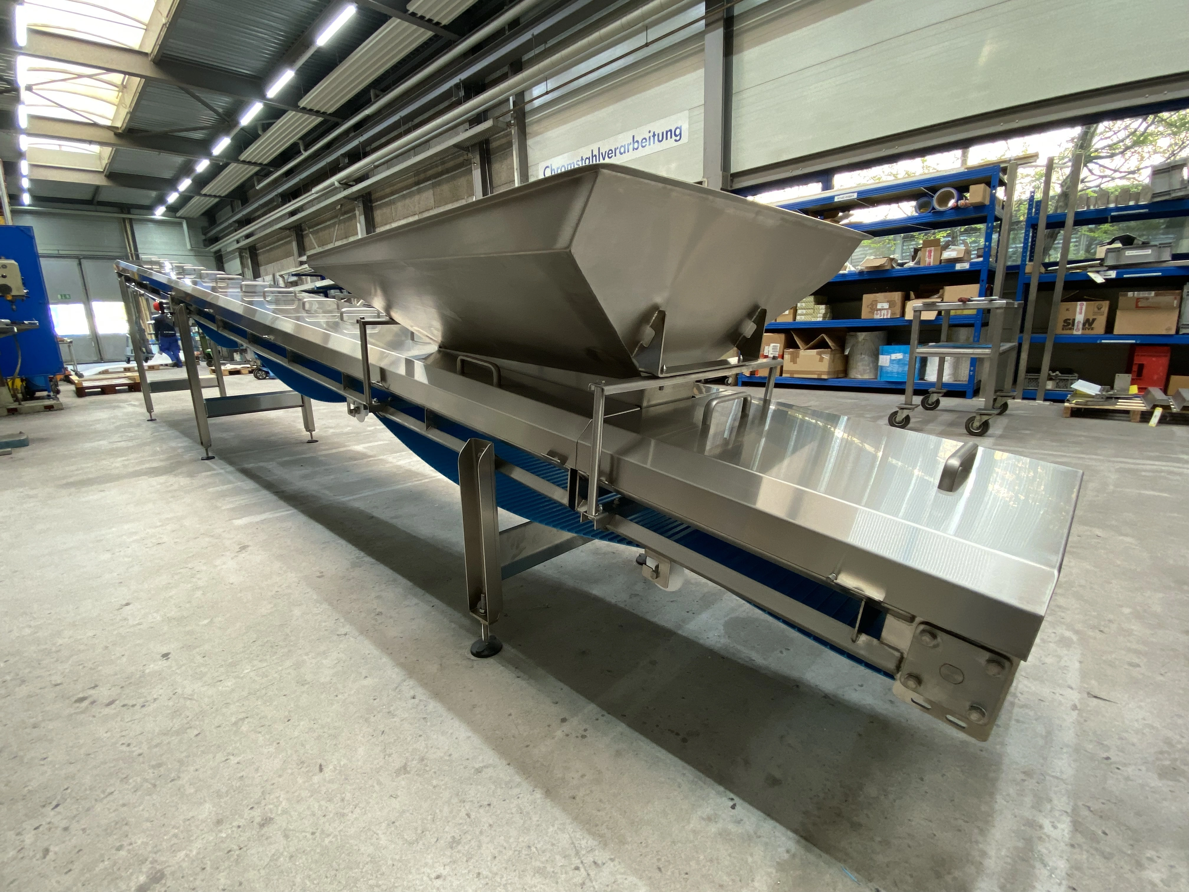 Monolith-Foerderband Lebensmittel